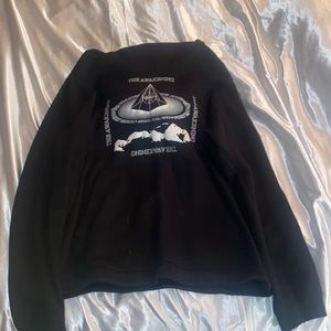 Kyrie Irving NIKE sweatshirt. The awakening.